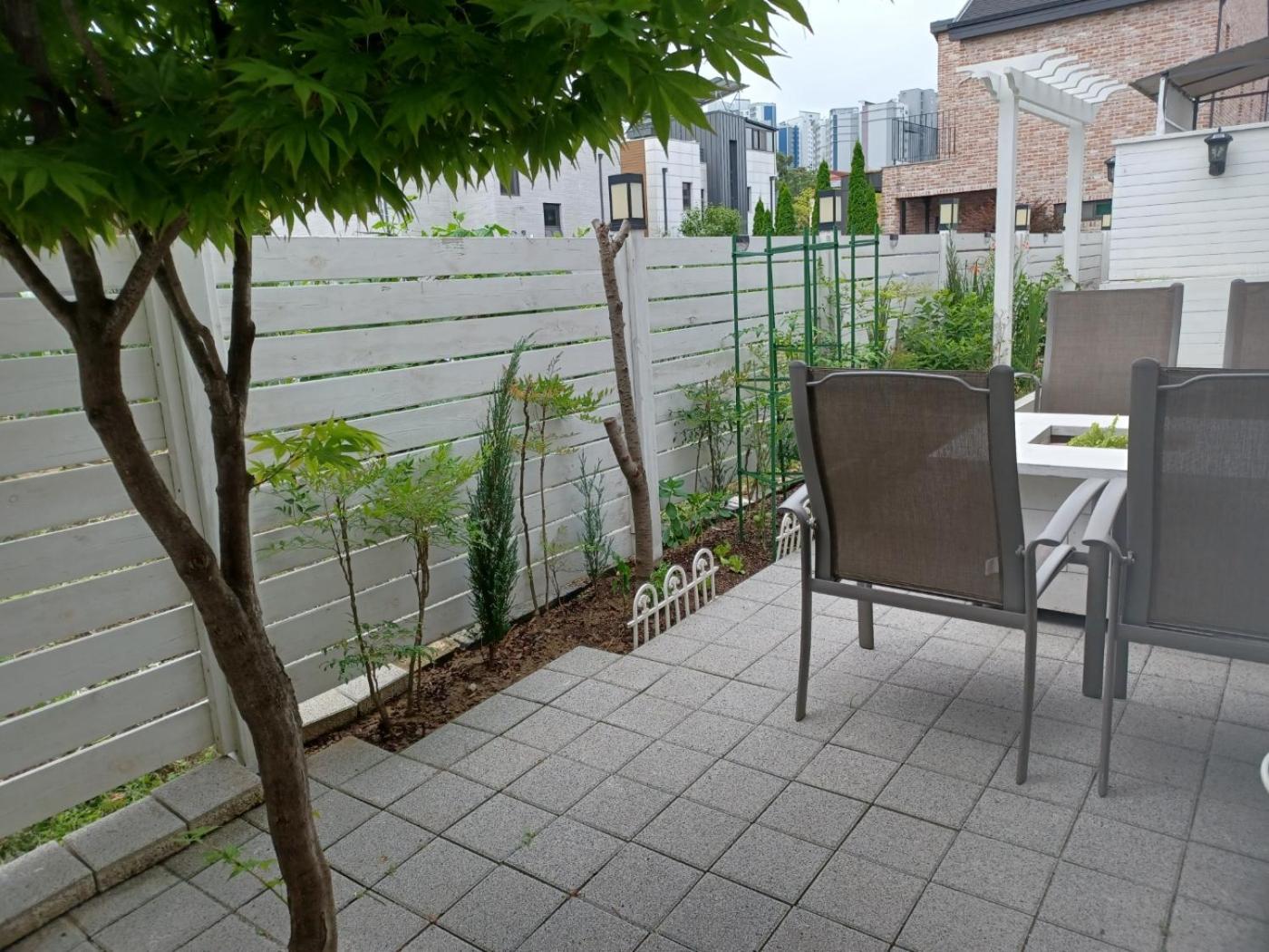 All In One Guesthouse インチョン広域市 エクステリア 写真